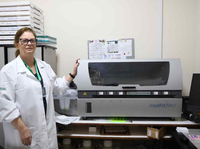 FMABC moderniza laboratório com tecnologia que reduz em até 40% o tempo de análise de exames